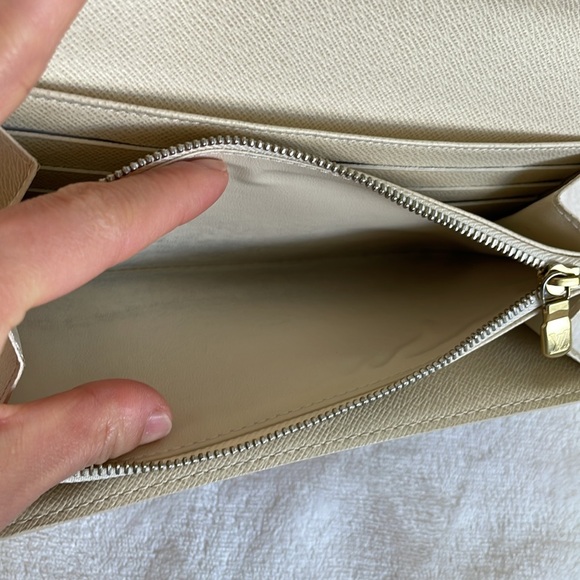 Louis Vuitton Damier Azur Wallet - Picture 11 of 13